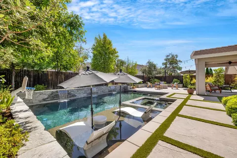 Exterior - 1103 Halifax, Rocklin, CA 95765 photo 2 of 5