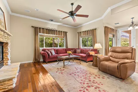 Living - 1925 Nevada St, Gridley, CA 95948 photo 6 of 8