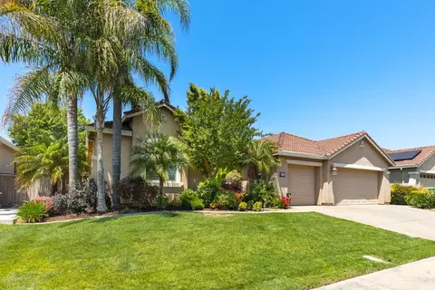 1925 Nevada St, Gridley, CA 95948 photo 1