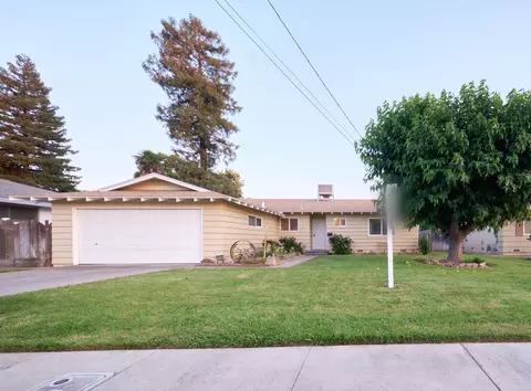 672 E Alexander Ave, Merced, CA 95340 photo 1