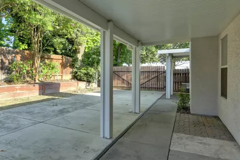 8242 Heath Peak Pl, Antelope, CA 95843 photo 36
