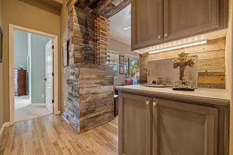 Entry Way - 1816 Hyde Park Ln, Manteca, CA 95336 photo 9 of 9
