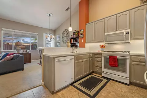 Kitchen - 1816 Hyde Park Ln, Manteca, CA 95336 photo 1 of 5