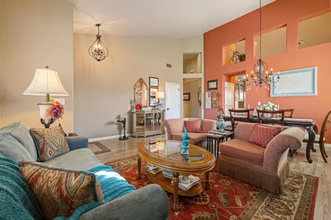 Living - 1816 Hyde Park Ln, Manteca, CA 95336 photo 2 of 4