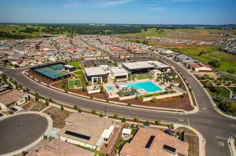 View/Area - 4252 Grey Hawk St, Folsom, CA 95630 photo 4 of 18