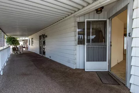 3913 Lahaina Ln, Modesto, CA 95355 photo 5