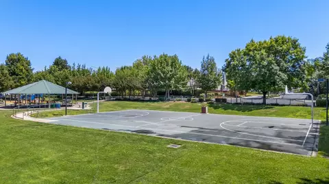 677 Harold Smith Dr, Tracy, CA 95304 photo 60