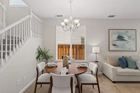 677 Harold Smith Dr, Tracy, CA 95304 photo 9