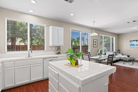 677 Harold Smith Dr, Tracy, CA 95304 photo 19