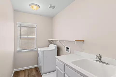 677 Harold Smith Dr, Tracy, CA 95304 photo 38