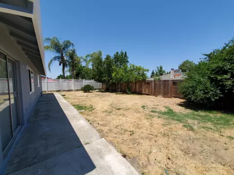 1813 Torrid Ave, Modesto, CA 95358 photo 28
