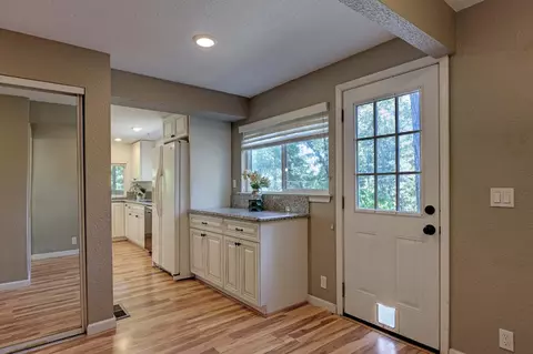 Entry Way - 895 Sunray Ln, Colfax, CA 95713 photo 2 of 2