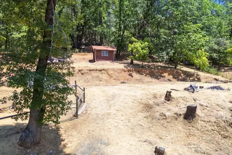 Exterior - 895 Sunray Ln, Colfax, CA 95713 photo 24 of 27