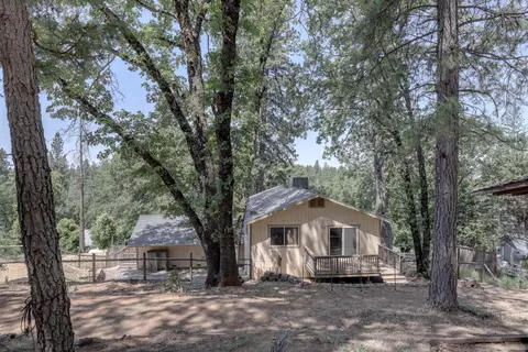 Exterior - 895 Sunray Ln, Colfax, CA 95713 photo 13 of 27