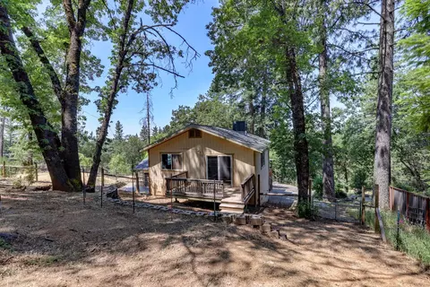 Exterior - 895 Sunray Ln, Colfax, CA 95713 photo 12 of 27