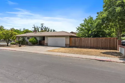 Exterior - 1209 Allen Dr, Modesto, CA 95350 photo 3 of 7