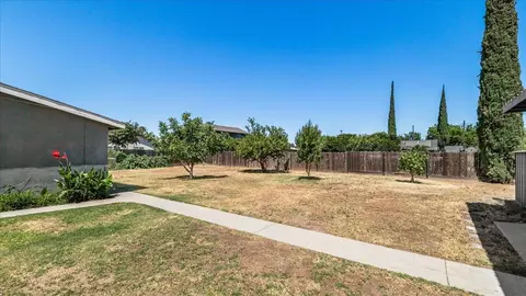 247 I St, Turlock, CA 95380 photo 39
