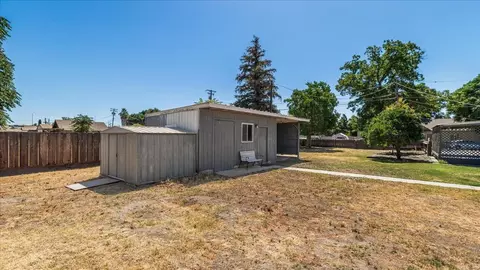 247 I St, Turlock, CA 95380 photo 32
