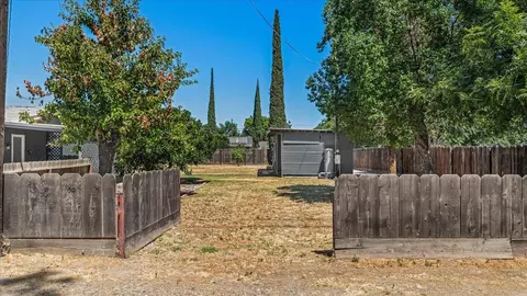 247 I St, Turlock, CA 95380 photo 36