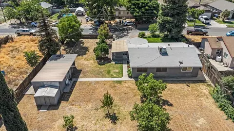 247 I St, Turlock, CA 95380 photo 3