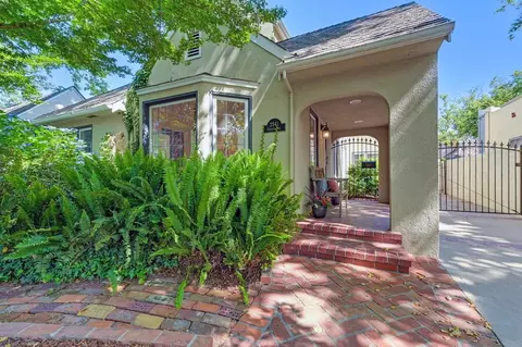 2541 7th Ave, Sacramento, CA 95818