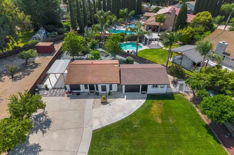View/Area - 920 Independence Dr, Tracy, CA 95376 photo 2 of 10