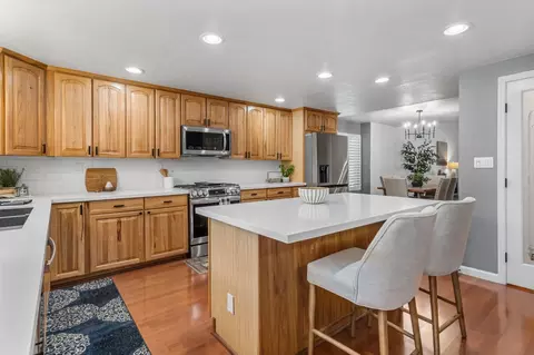 Kitchen - 920 Independence Dr, Tracy, CA 95376 photo 2 of 12