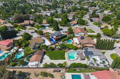 View/Area - 920 Independence Dr, Tracy, CA 95376 photo 7 of 10