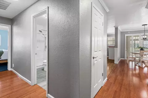 Entry Way - 920 Independence Dr, Tracy, CA 95376 photo 4 of 6