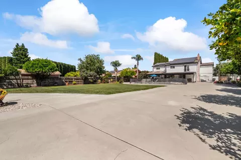 Exterior - 920 Independence Dr, Tracy, CA 95376 photo 11 of 18