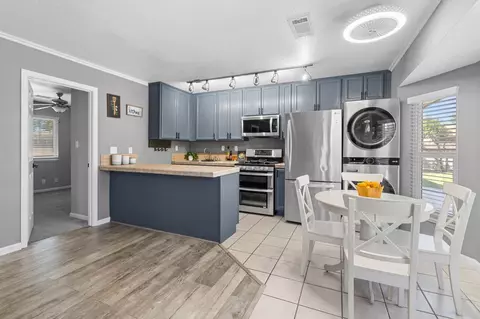 Kitchen - 920 Independence Dr, Tracy, CA 95376 photo 12 of 12