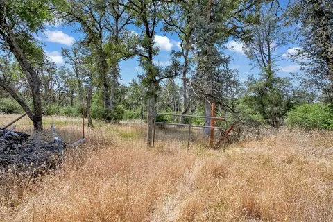 205 Maple Ln, Oroville, CA 95966 photo 3