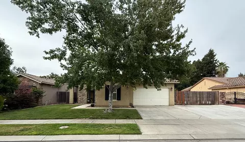 488 1st St, Escalon, CA 95320 photo 1