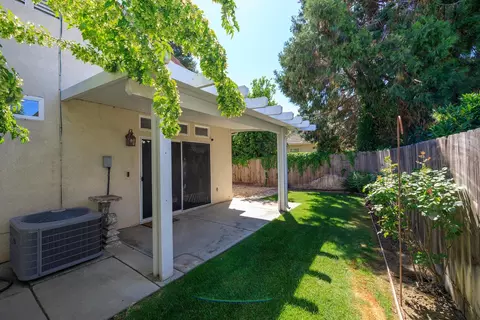 3367 Four Seasons Dr, Turlock, CA 95382 photo 42