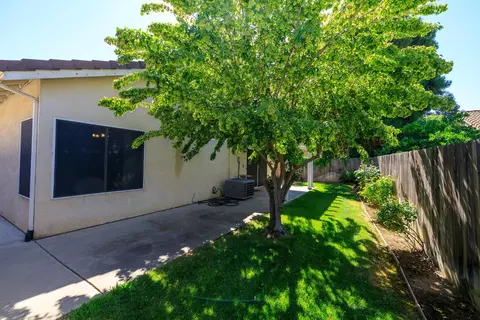 3367 Four Seasons Dr, Turlock, CA 95382 photo 51