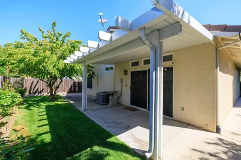 3367 Four Seasons Dr, Turlock, CA 95382 photo 48