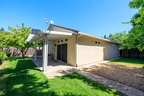 3367 Four Seasons Dr, Turlock, CA 95382 photo 45