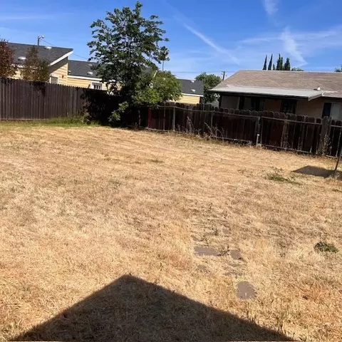 1439 Melrose Ave, Modesto, CA 95350 photo 7