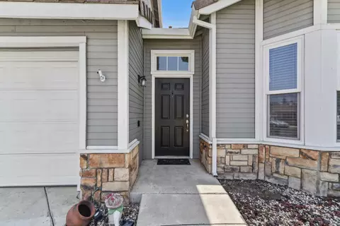 1000 Appalosa Way, Tracy, CA 95376 photo 2