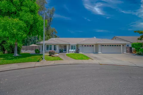 765 Warbler Ct, Merced, CA 95340 photo 1