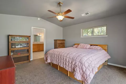 Bedroom - 115 Stringtown Rd, Oroville, CA 95966 photo 3 of 3