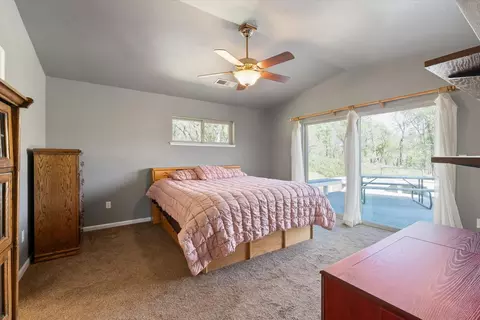 Bedroom - 115 Stringtown Rd, Oroville, CA 95966 photo 2 of 3