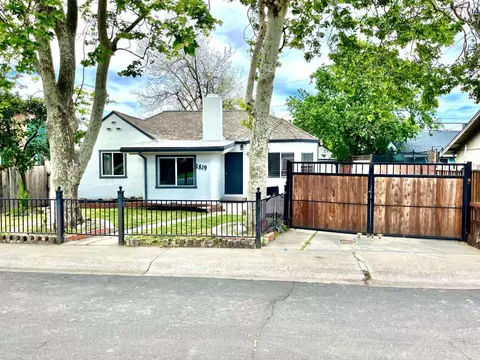 1819 Country Club Blvd, Stockton, CA 95204