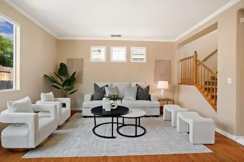 8803 Boysenberry Way, Elk Grove, CA 95624
