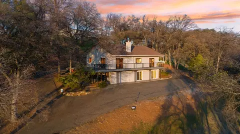 Exterior - 2091 Riesling Way, Placerville, CA 95667 photo 4 of 12