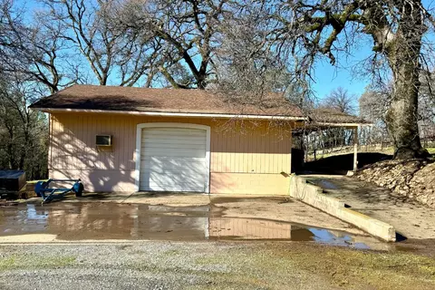Exterior - 2091 Riesling Way, Placerville, CA 95667 photo 11 of 12