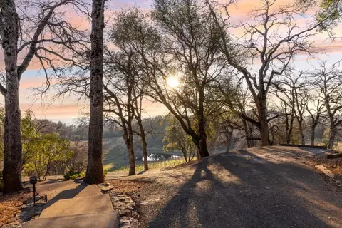 View/Area - 2091 Riesling Way, Placerville, CA 95667 photo 5 of 21