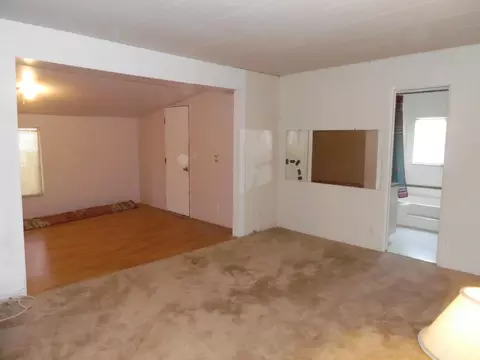 Living - 4399 Aplicella Ct #29, Manteca, CA 95337 photo 6 of 8