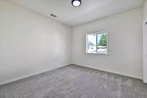 Bedroom - 1731 10th Ave, Olivehurst, CA 95961 photo 4 of 5