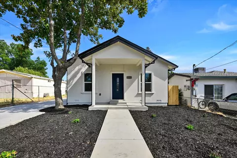 1731 10th Ave, Olivehurst, CA 95961 photo 1